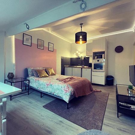 La Garde Studio Atypique Le Rocher, Climatisation, Belle Decoration Экстерьер фото